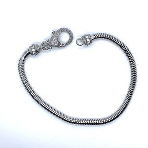 JUDITH RIPKA ICONIC SNAKE CHAIN CHARM BRACELET